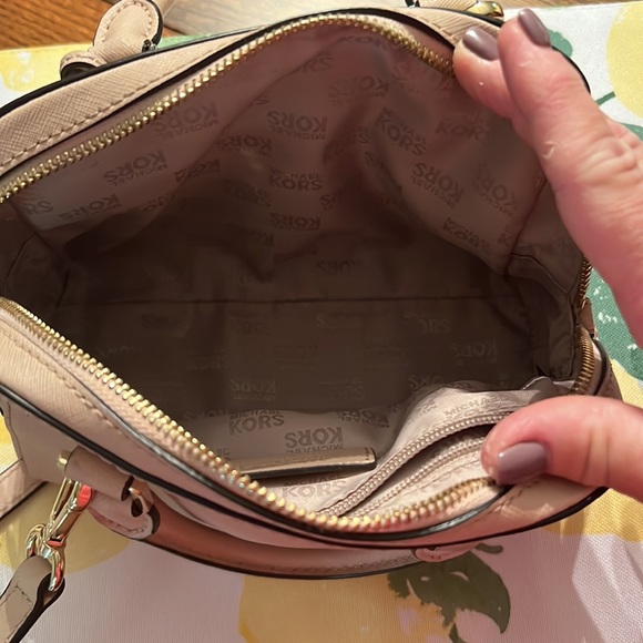 Michael Kors - Picture 4 of 6